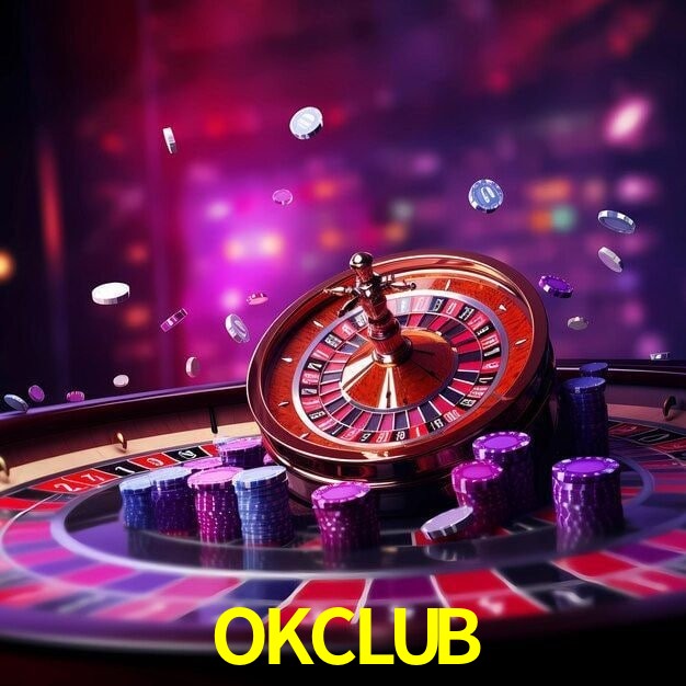 OKCLUB Casino - juegos, cajero y retiros Lobby OKCLUB Casino con mesas, rodillos, cajero y acceso móvil seguro
